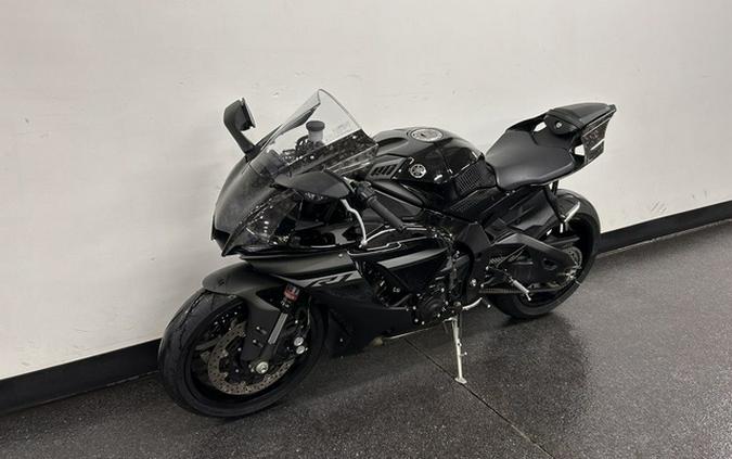 2024 Yamaha YZF R1