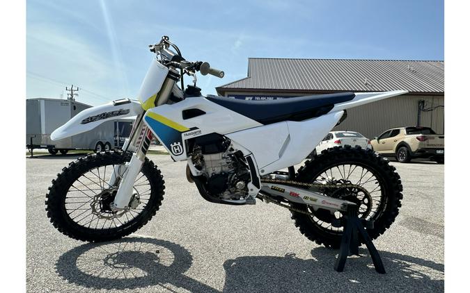 2024 Husqvarna Motorcycles FC 450 Rockstar Edition