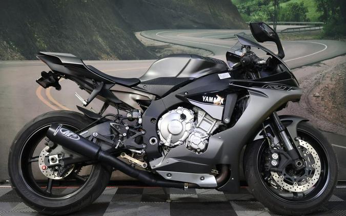 2016 Yamaha YZF-R1S