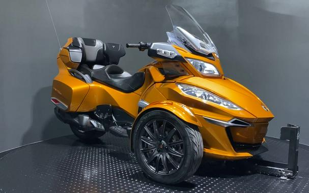 2014 Can-Am® Spyder® RT-S SE6