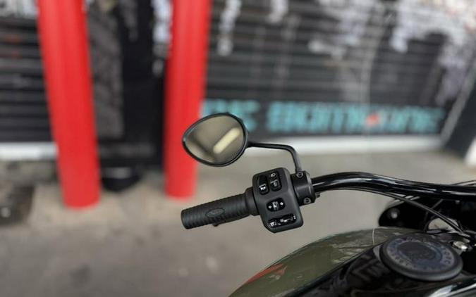 2025 Indian Motorcycle® Super Chief® Dark Horse® Moss Green