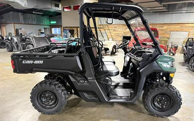2026 Can-Am Defender HD7