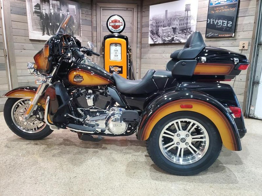 2024 Harley-Davidson® FLHTCUTG - Tri Glide® Ultra