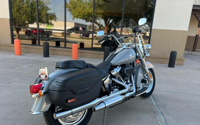 2024 Harley-Davidson® Heritage Classic Billiard Gray