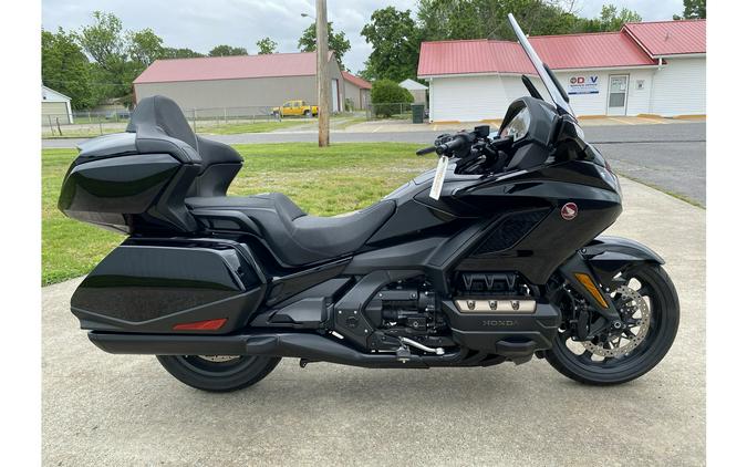 2023 Honda LIKE NEW!! GOLDWING TOURING