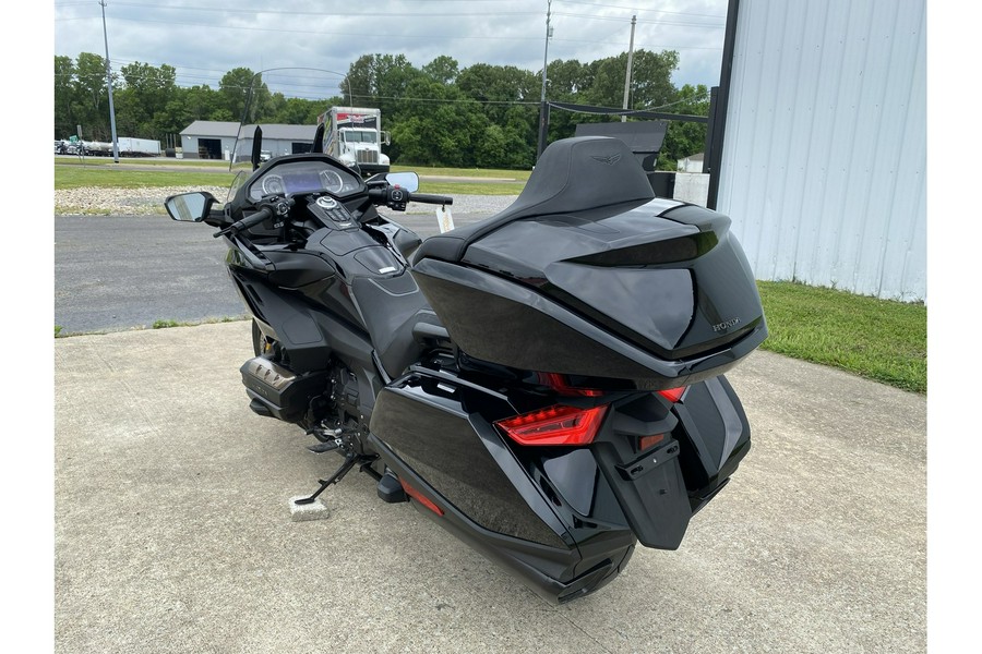 2023 Honda LIKE NEW!! GOLDWING TOURING