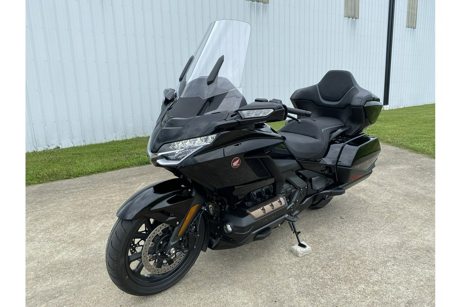 2023 Honda LIKE NEW!! GOLDWING TOURING