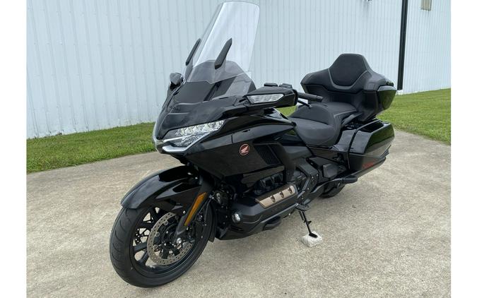 2023 Honda LIKE NEW!! GOLDWING TOURING