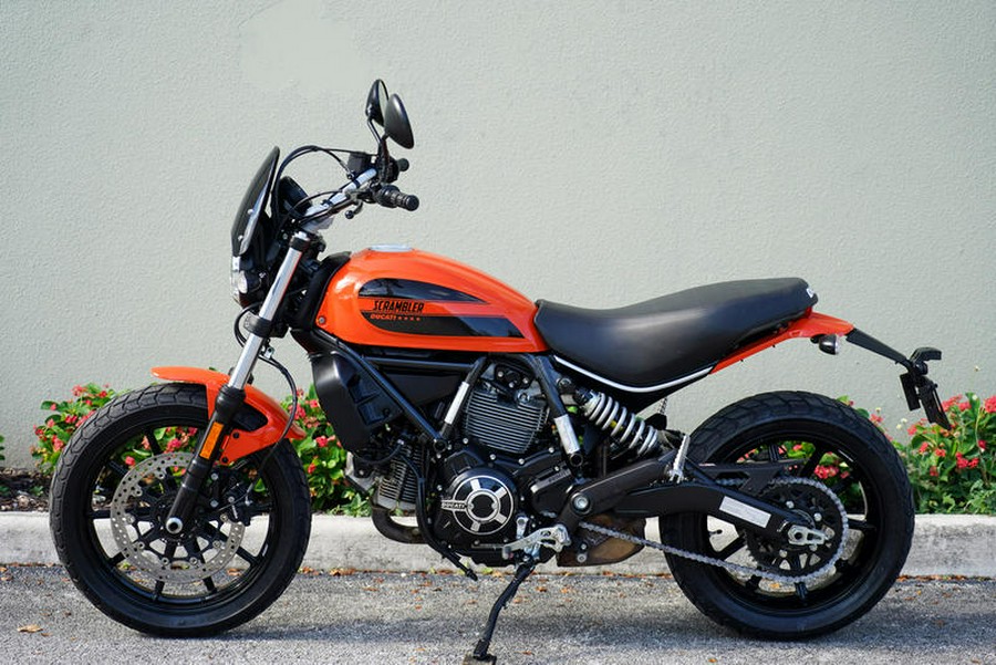 2020 Ducati Scrambler Sixty2 Atomic Tangerine