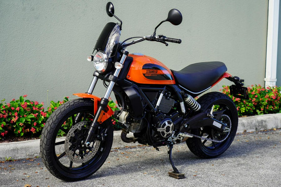 2020 Ducati Scrambler Sixty2 Atomic Tangerine