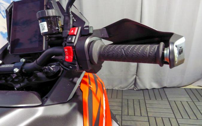2027 KTM Super Adventure 1390 S EVO