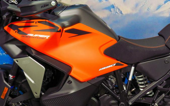 2027 KTM Super Adventure 1390 S EVO