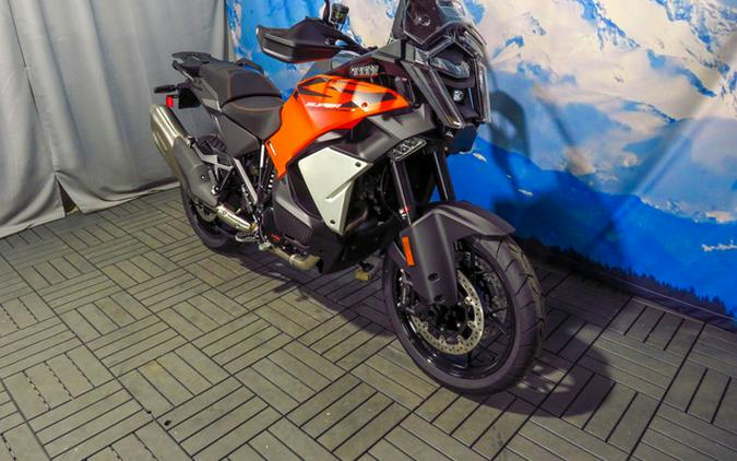 2027 KTM Super Adventure 1390 S EVO