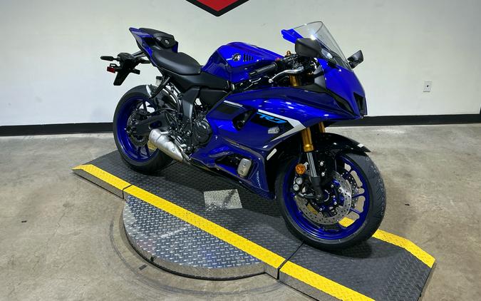 2025 Yamaha YZF-R7