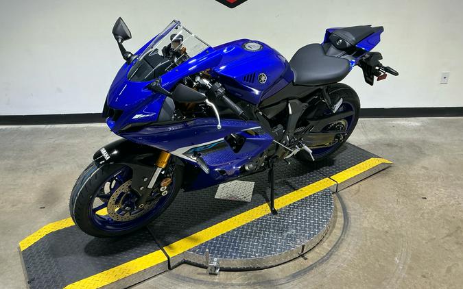 2025 Yamaha YZF-R7