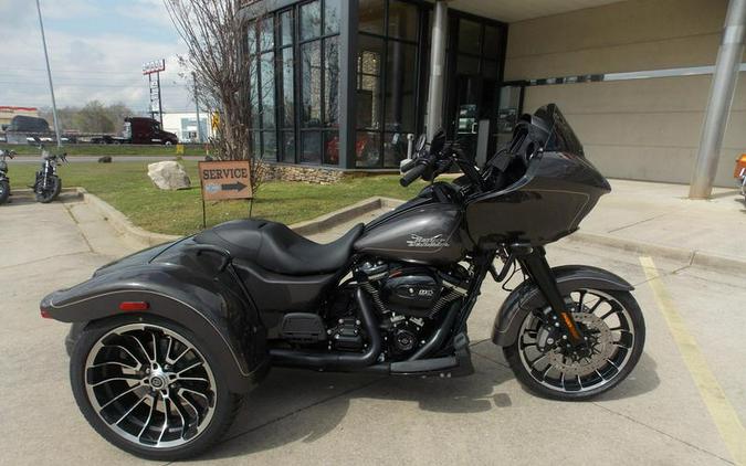 2023 Harley-Davidson Road Glide 3 Trike First Look [5 Fast Facts]