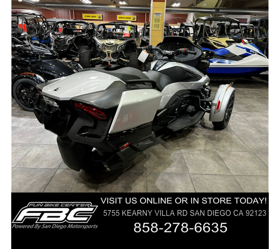 2023 Can-Am™ Spyder RT Base