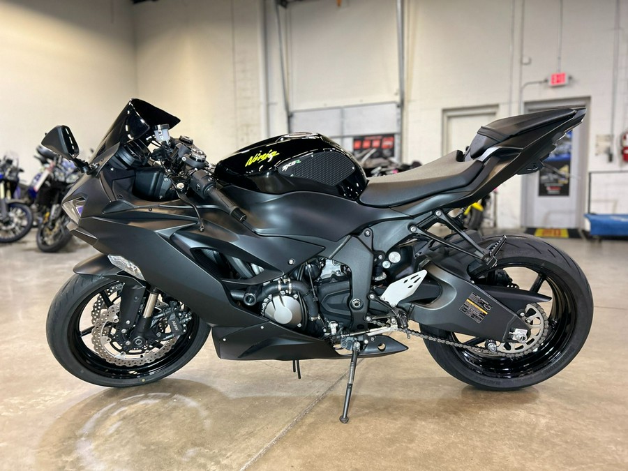 2022 Kawasaki Ninja ZX-6R