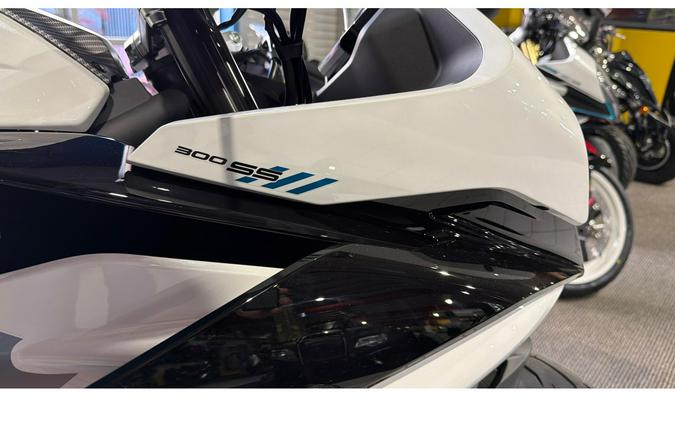 2026 CFMOTO 300 SS NEBULA