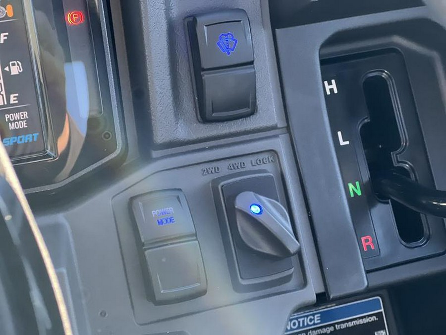 2025 Kawasaki Ridge® XR Crew Limited HVAC