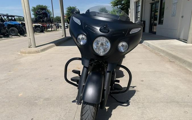 2018 Indian Chieftain Dark Horse ABS Thunder Black Smoke