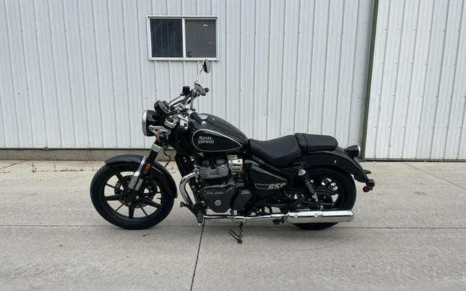 2024 Royal Enfield Super Meteor 650 - ASTRAL GREEN