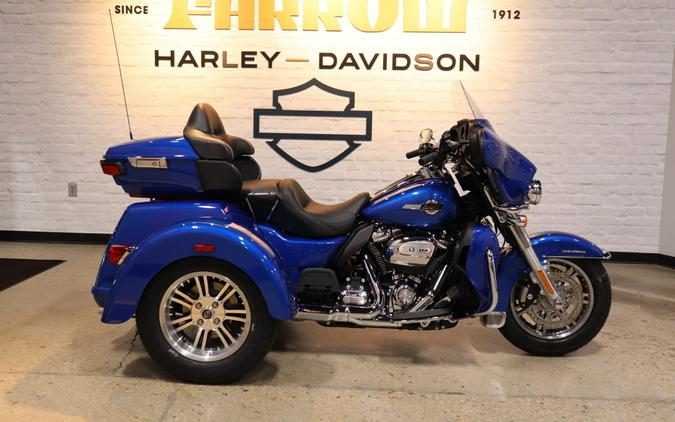 2024 Harley-Davidson Tri Glide Ultra Trike FLHTCUTG