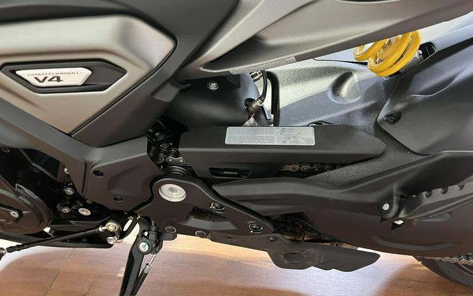 2026 Ducati X DIAVEL V4