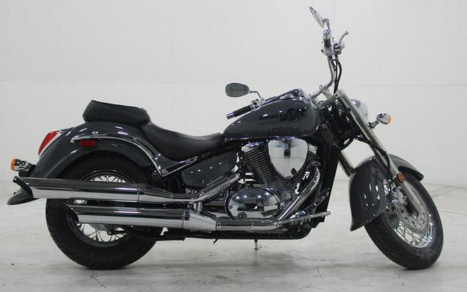 2025 Suzuki Boulevard C50