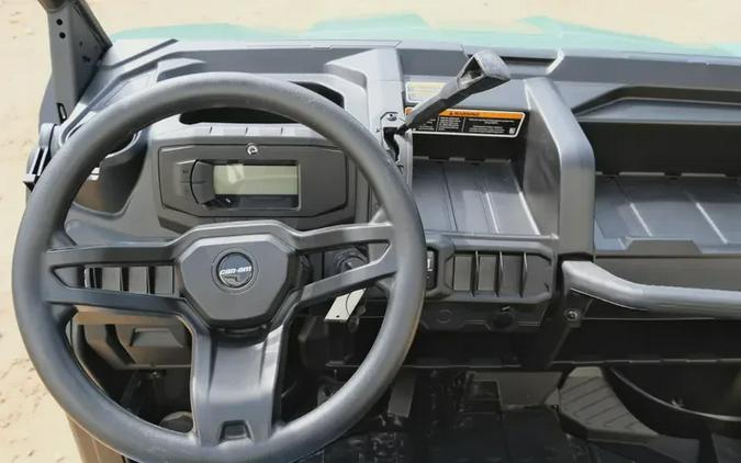 2026 CAN-AM DEFENDER MAX DPS HD7