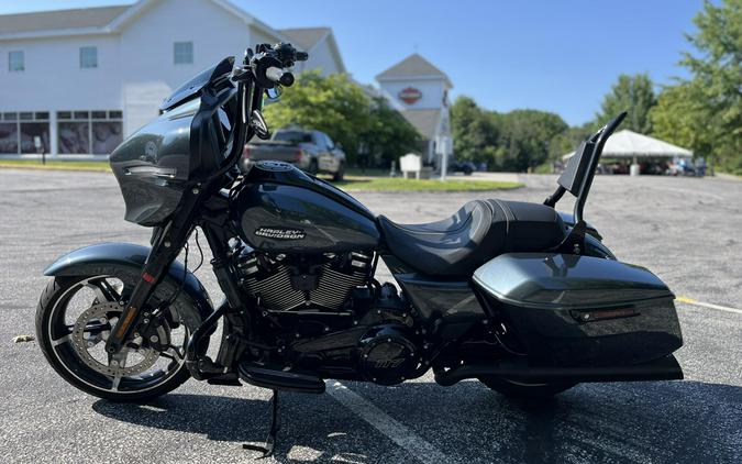 FLHX 2025 Street Glide