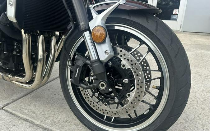 2025 Kawasaki Z900RS ABS