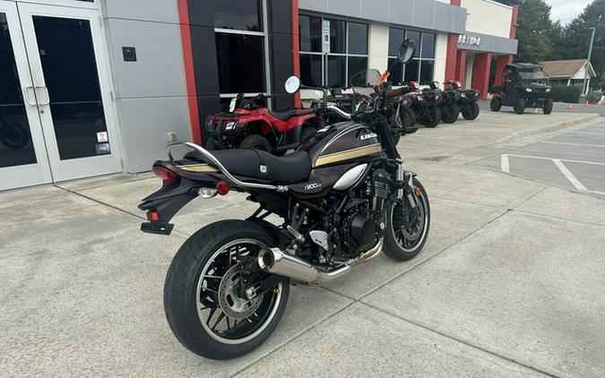 2025 Kawasaki Z900RS ABS