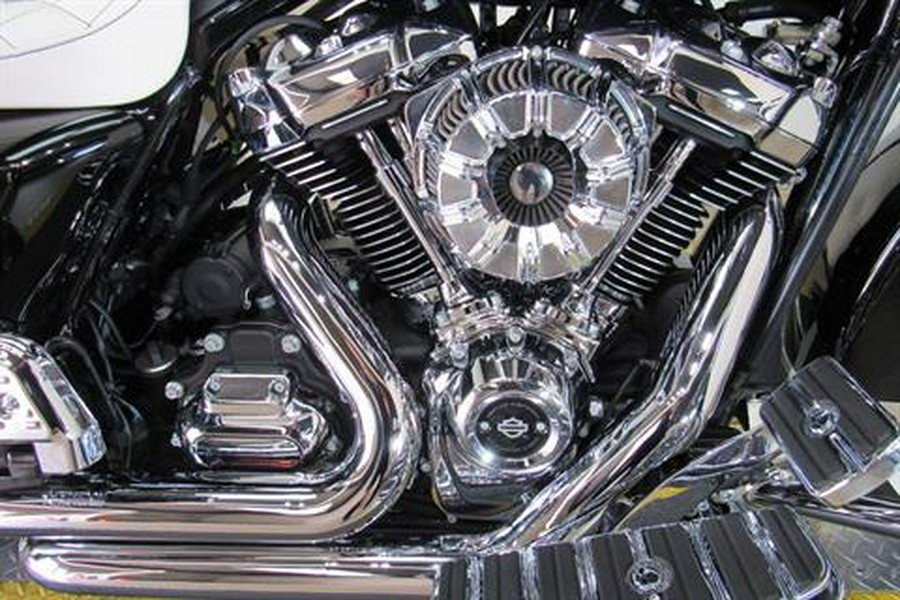 2021 Harley-Davidson Road King®