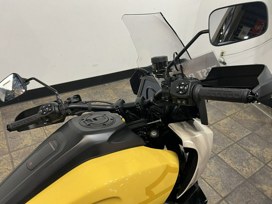 2023 Harley-Davidson Pan America™ 1250 Special Industrial Yellow/White Sand