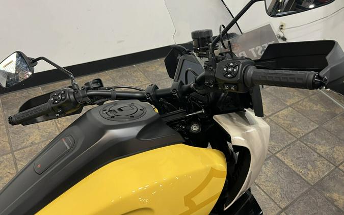 2023 Harley-Davidson Pan America™ 1250 Special Industrial Yellow/White Sand