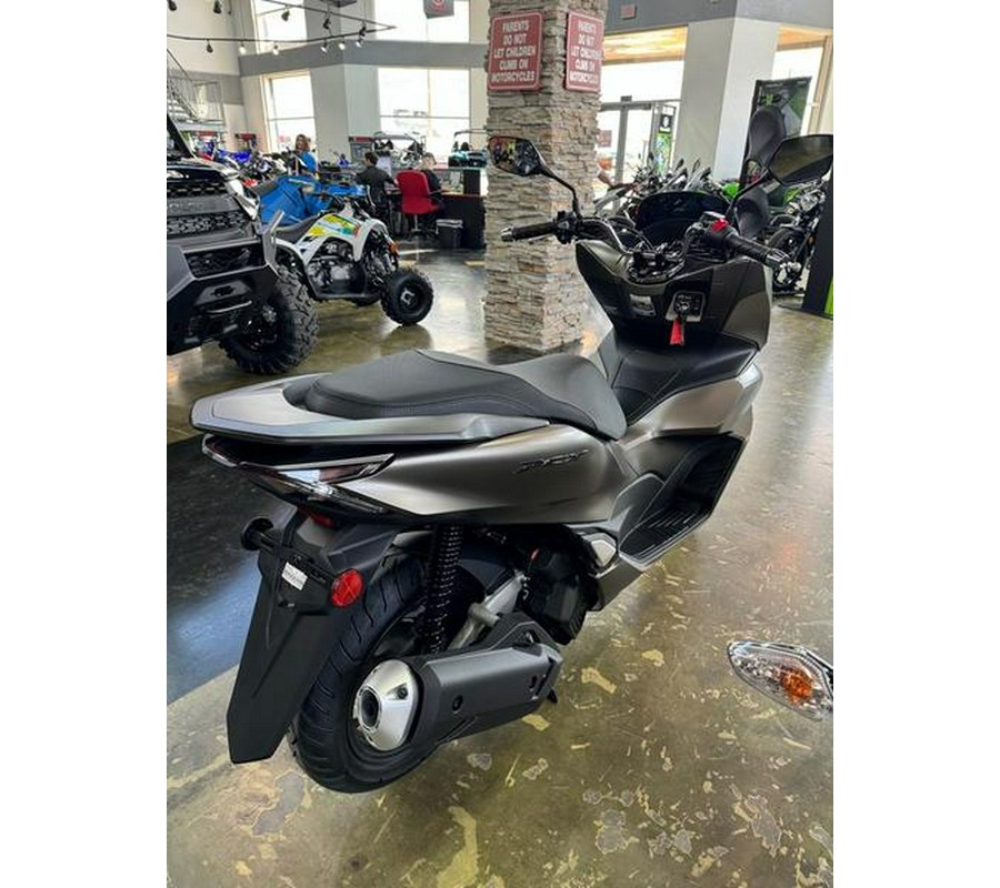 2024 Honda® PCX