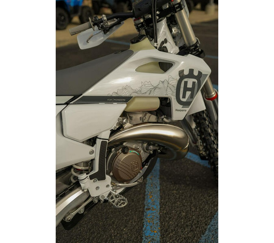 2025 Husqvarna® TE 300 PRO