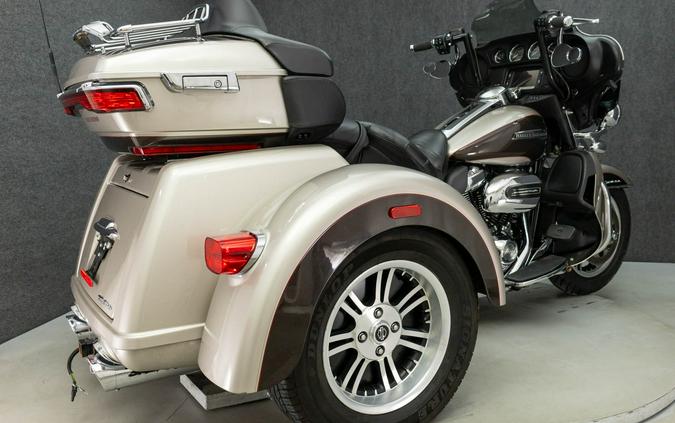 2018 HARLEY DAVIDSON FLHTCUTG TRI GLIDE ULTRA