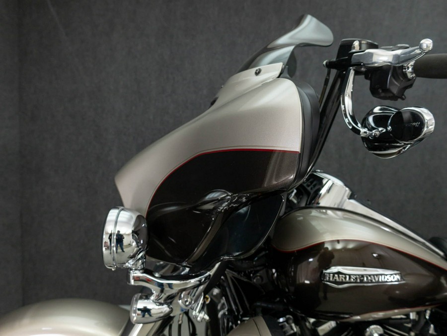 2018 HARLEY DAVIDSON FLHTCUTG TRI GLIDE ULTRA