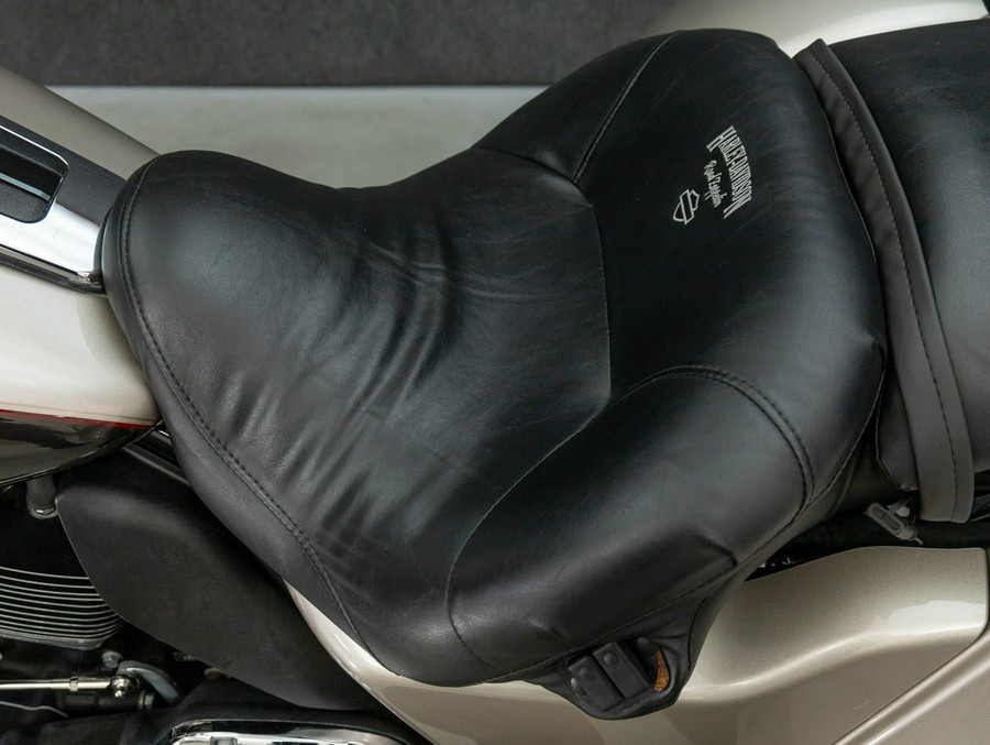 2018 HARLEY DAVIDSON FLHTCUTG TRI GLIDE ULTRA