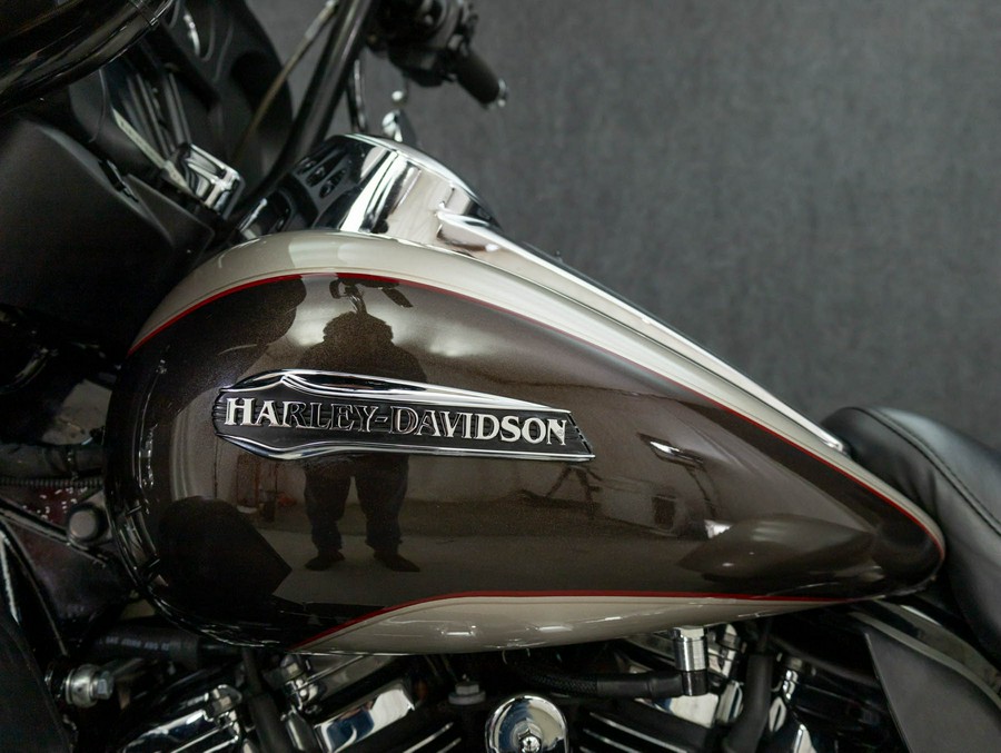 2018 HARLEY DAVIDSON FLHTCUTG TRI GLIDE ULTRA
