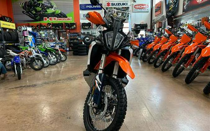 2025 KTM 890 Adventure R