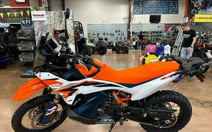 2025 KTM 890 Adventure R