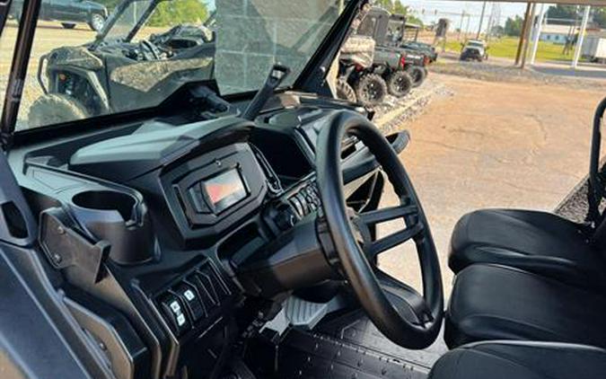 2023 Can-Am Defender MAX XT HD10