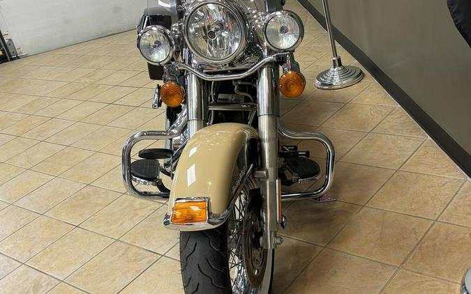 2014 Harley-Davidson® FLSTC - Heritage Softail® Classic