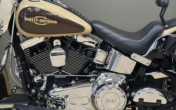 2014 Harley-Davidson® FLSTC - Heritage Softail® Classic