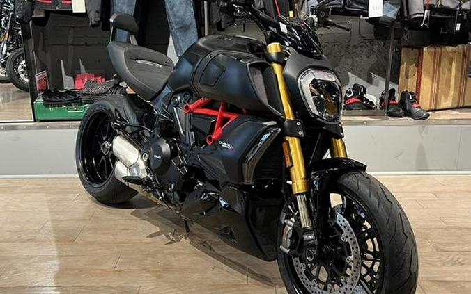 2019 Ducati Diavel 1260 S Total Black