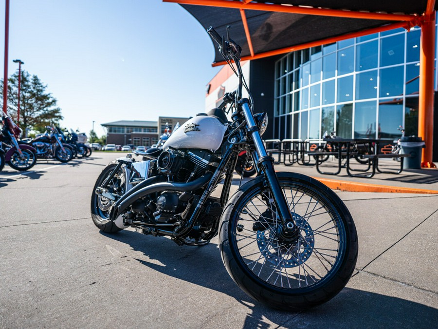 Custom 2016 Dyna Street Bob FXDB103