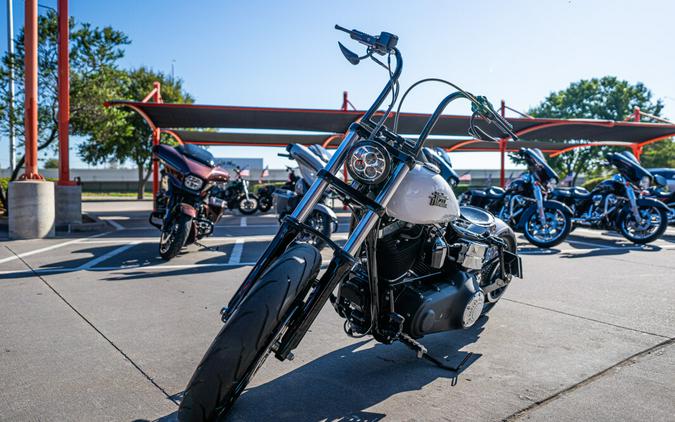 Custom 2016 Dyna Street Bob FXDB103